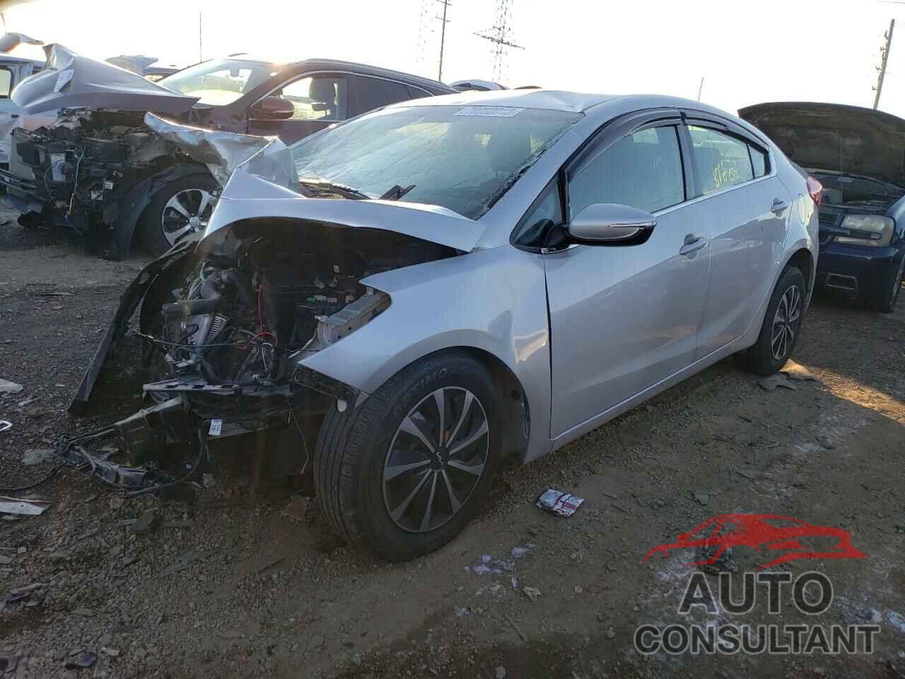 KIA FORTE 2016 - KNAFX4A62G5537351