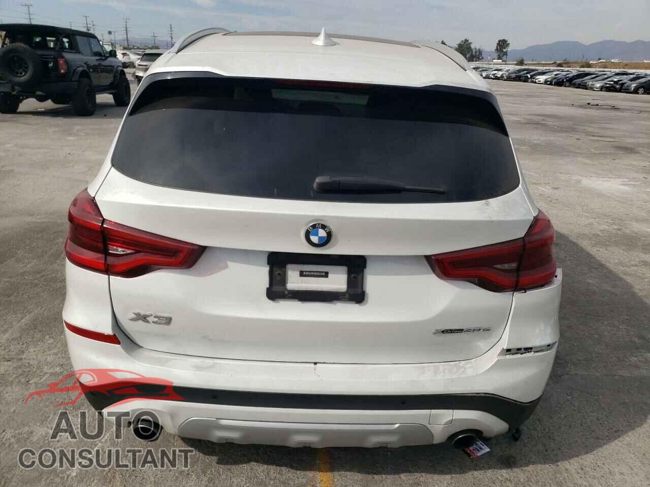 BMW X3 2021 - 5UXTS1C05M9F00618