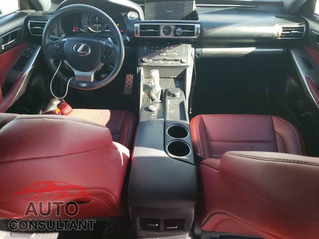 LEXUS IS 2016 - JTHBA1D28G5004476