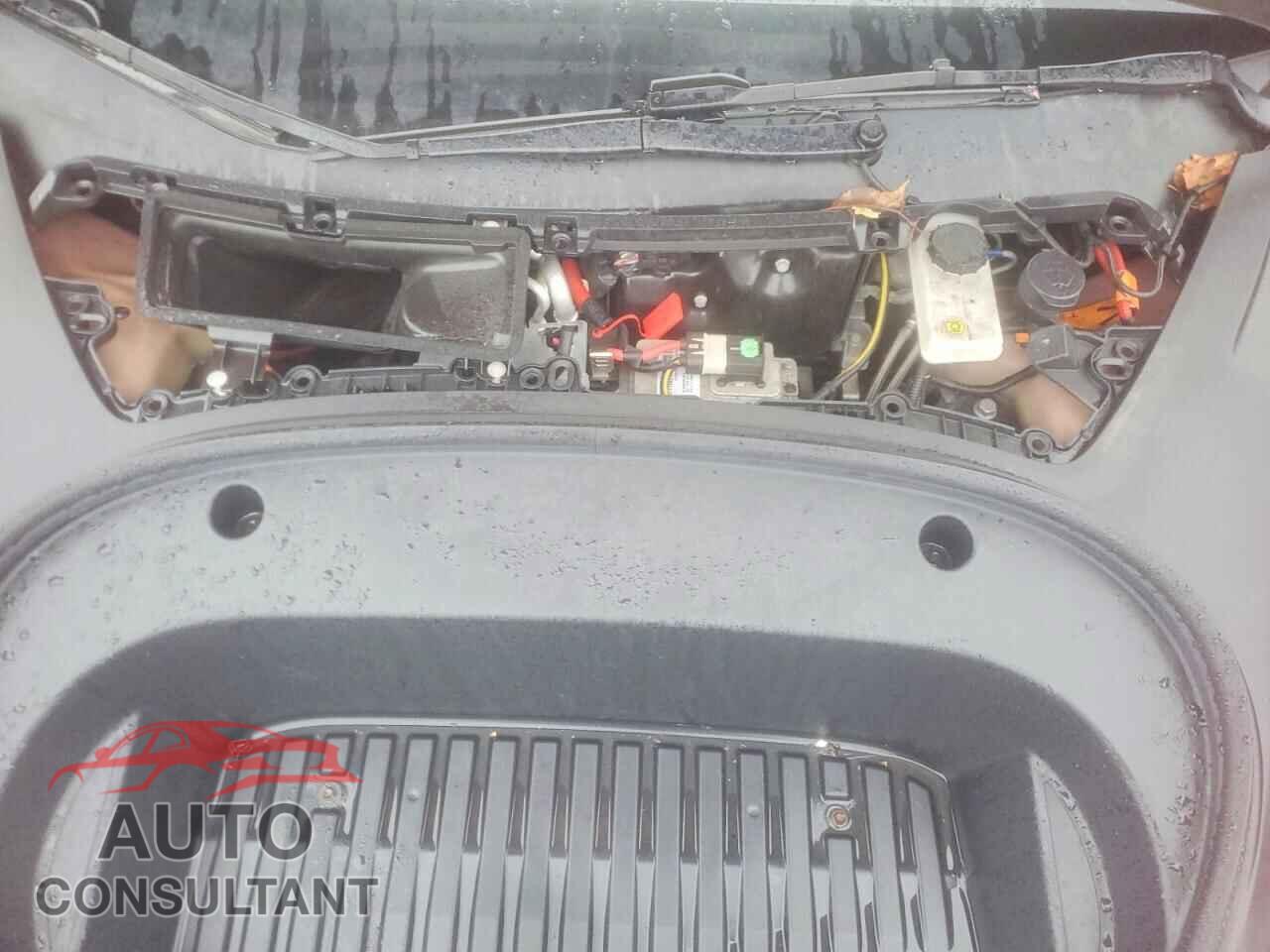 TESLA MODEL 3 2023 - 5YJ3E1EA8PF434409