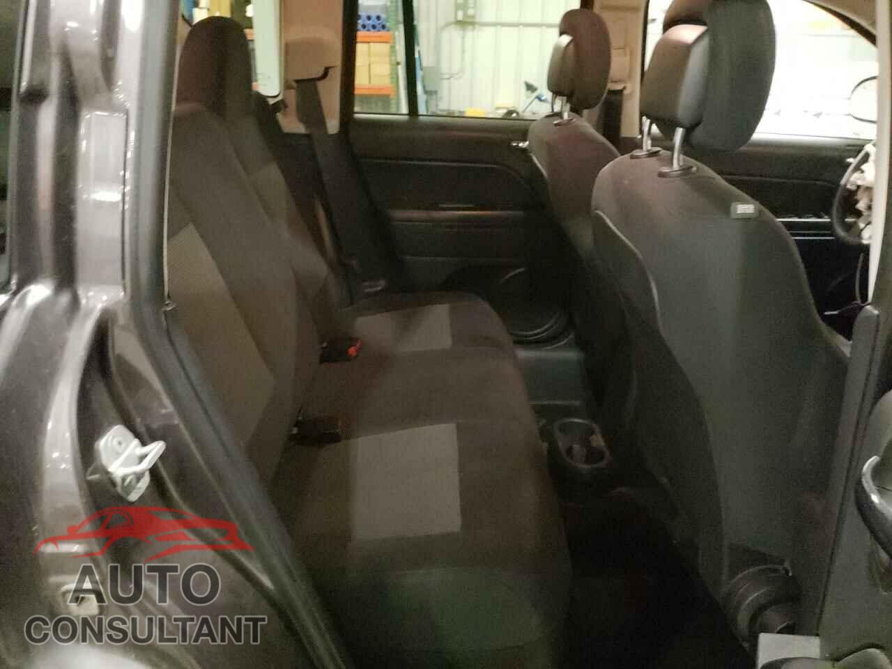 JEEP COMPASS 2015 - 1C4NJDBB2FD142991