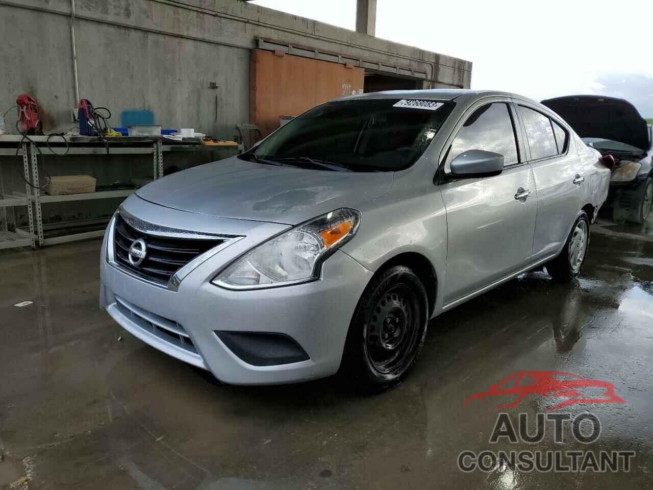 NISSAN VERSA 2018 - 3N1CN7AP9JK402499