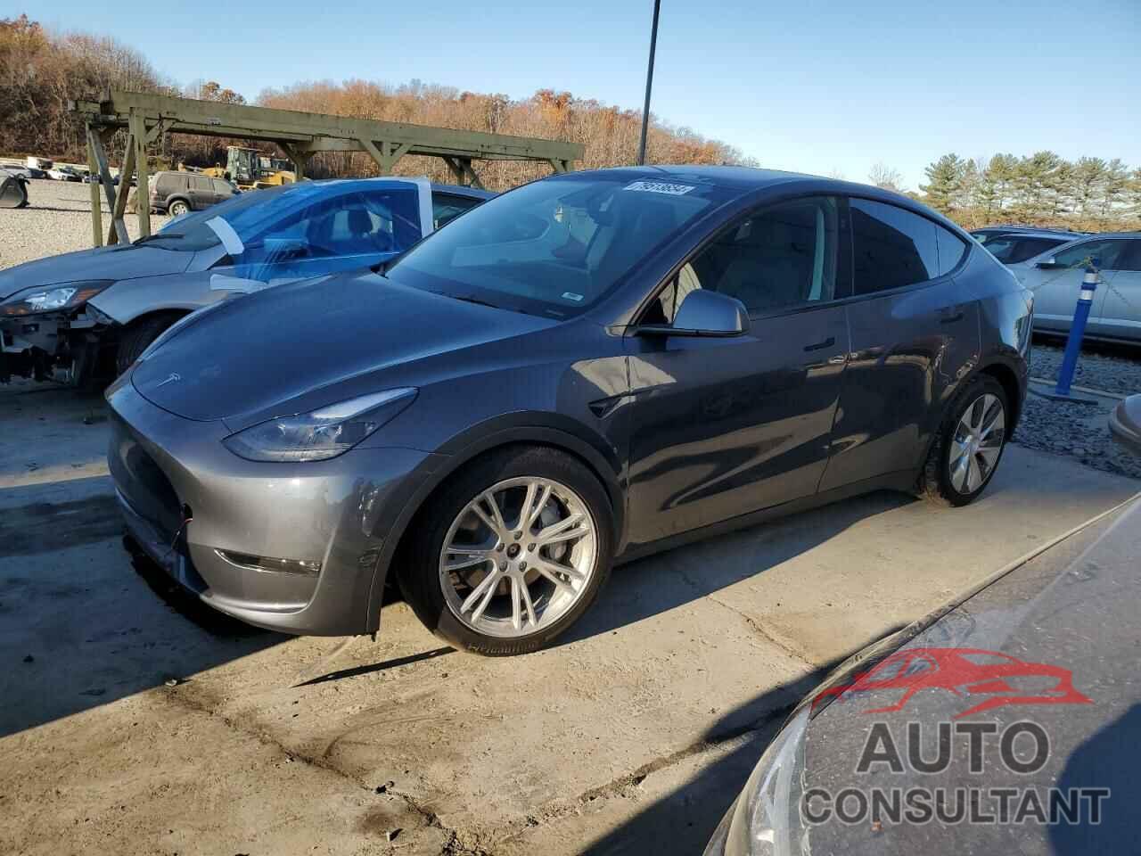 TESLA MODEL Y 2023 - 7SAYGAEE7PF950170