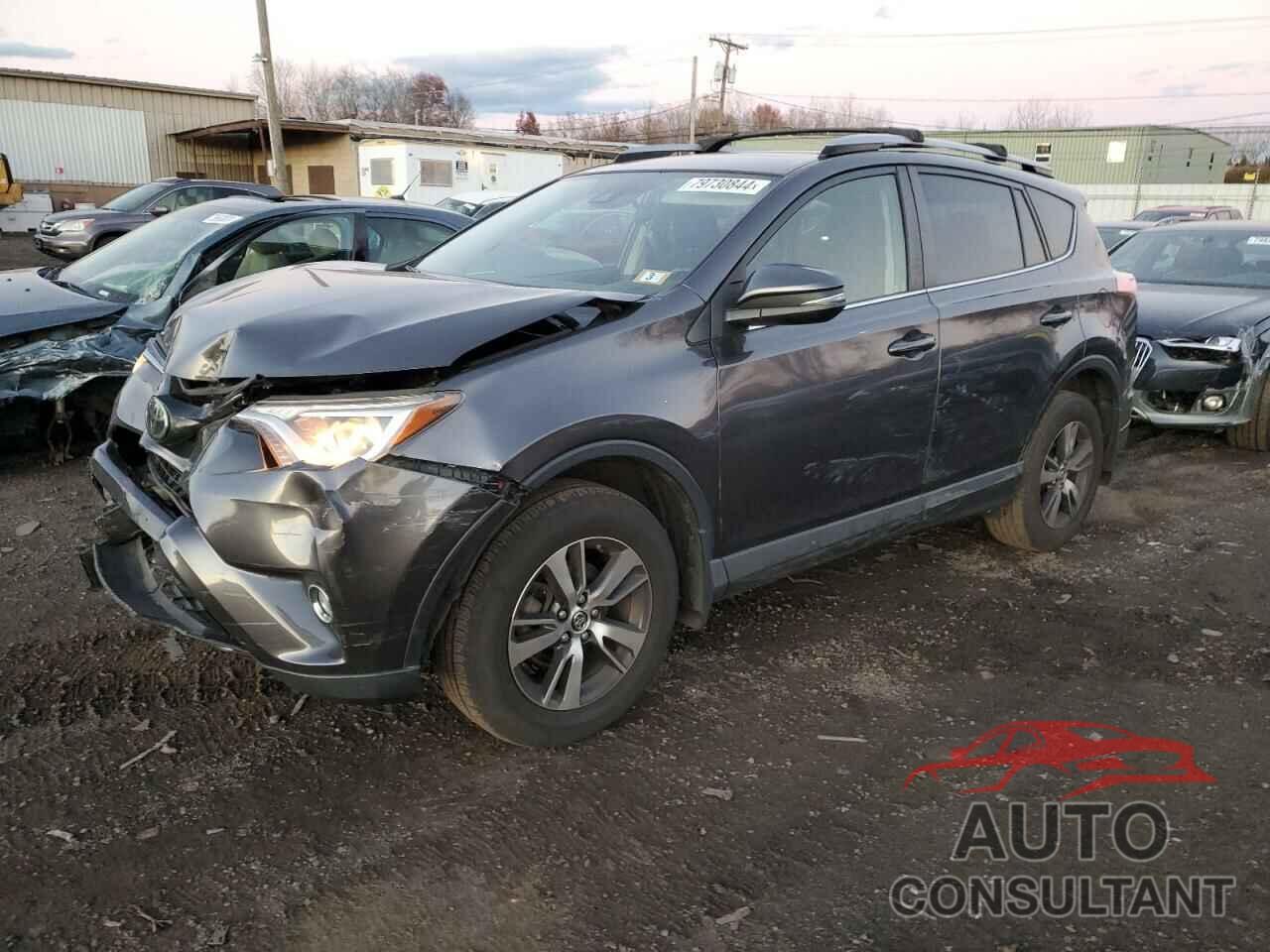 TOYOTA RAV4 2018 - JTMRFREV1JJ742594