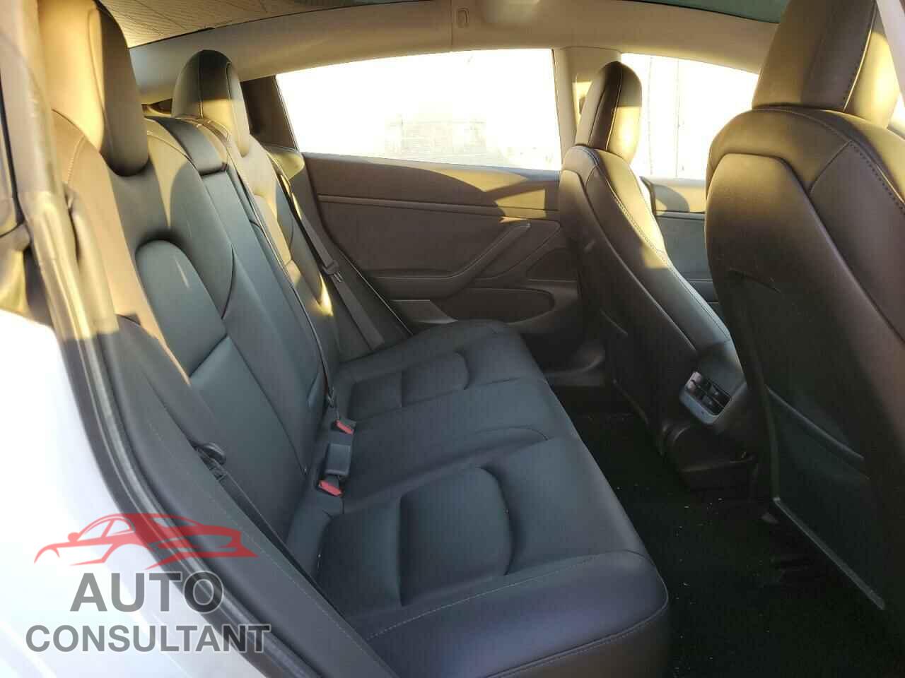 TESLA MODEL 3 2020 - 5YJ3E1EA5LF707235