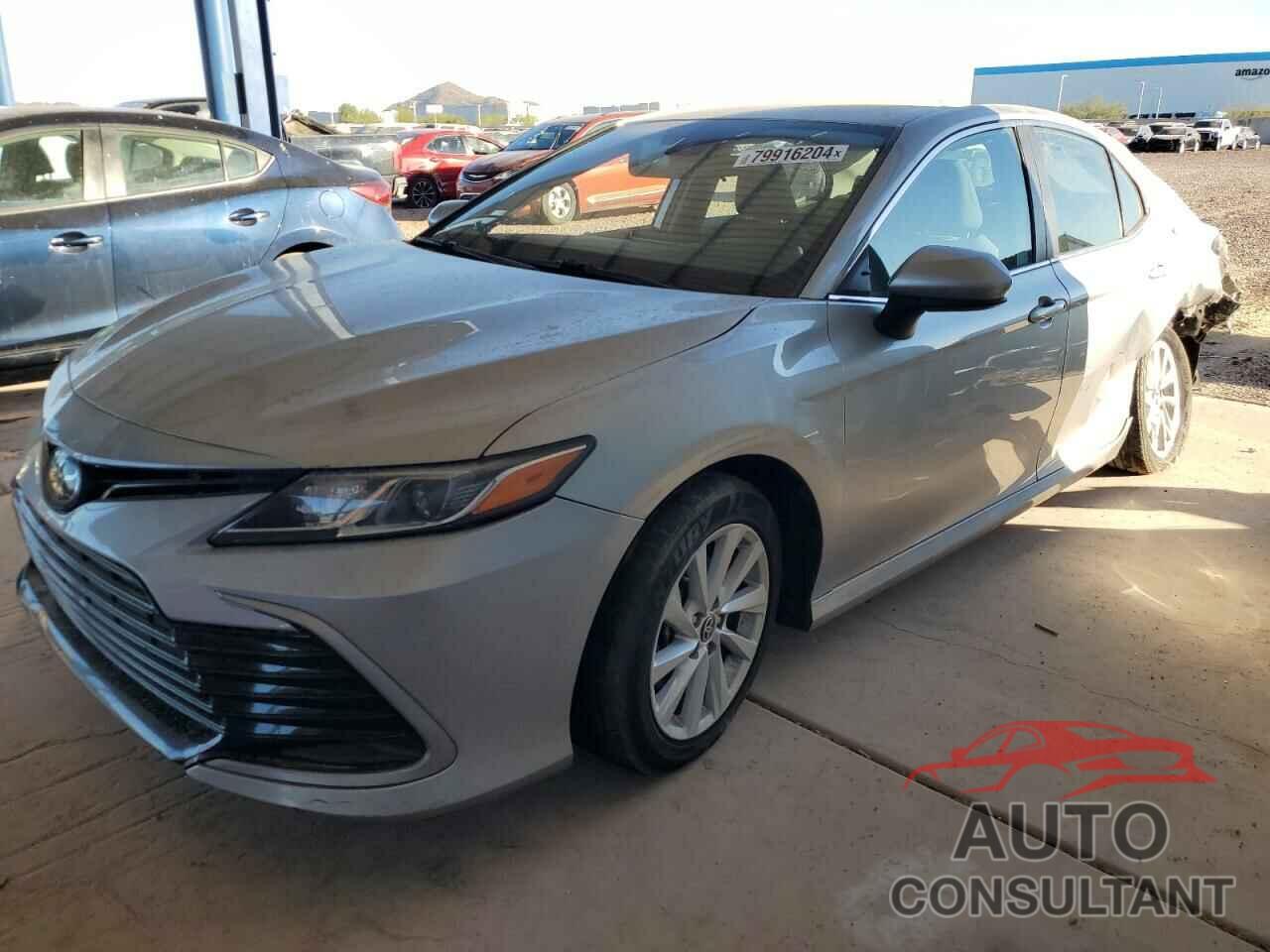 TOYOTA CAMRY 2022 - 4T1C11AK4NU627554