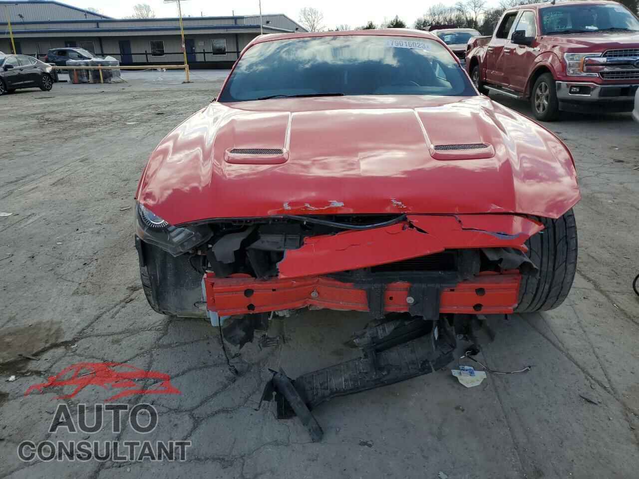 FORD MUSTANG 2018 - 1FA6P8CF8J5116786