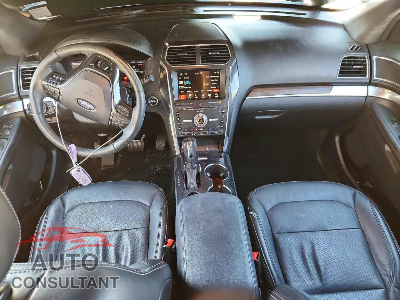 FORD EXPLORER 2018 - 1FM5K7F89JGB74868