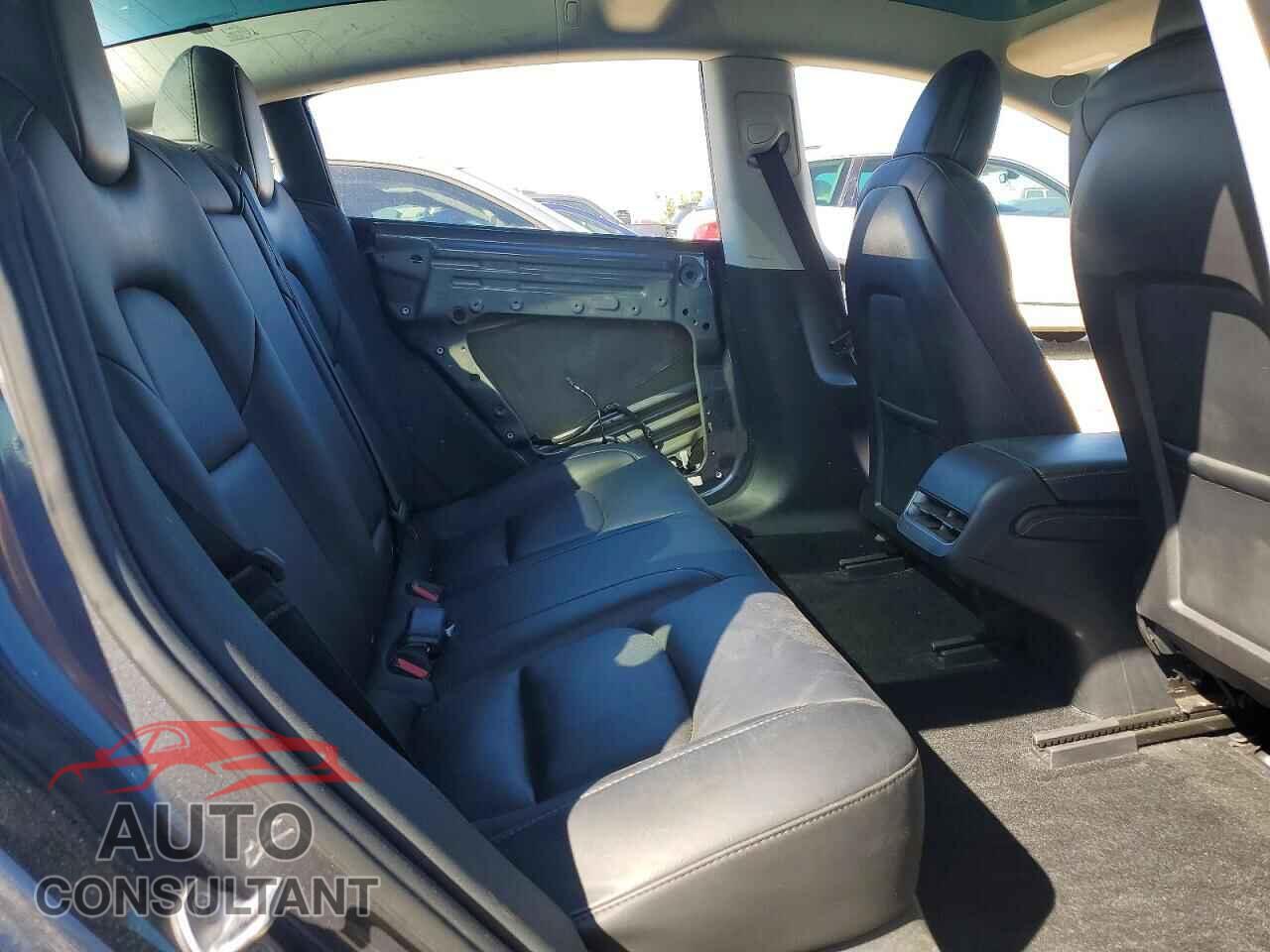 TESLA MODEL 3 2023 - 5YJ3E1EA0PF459112