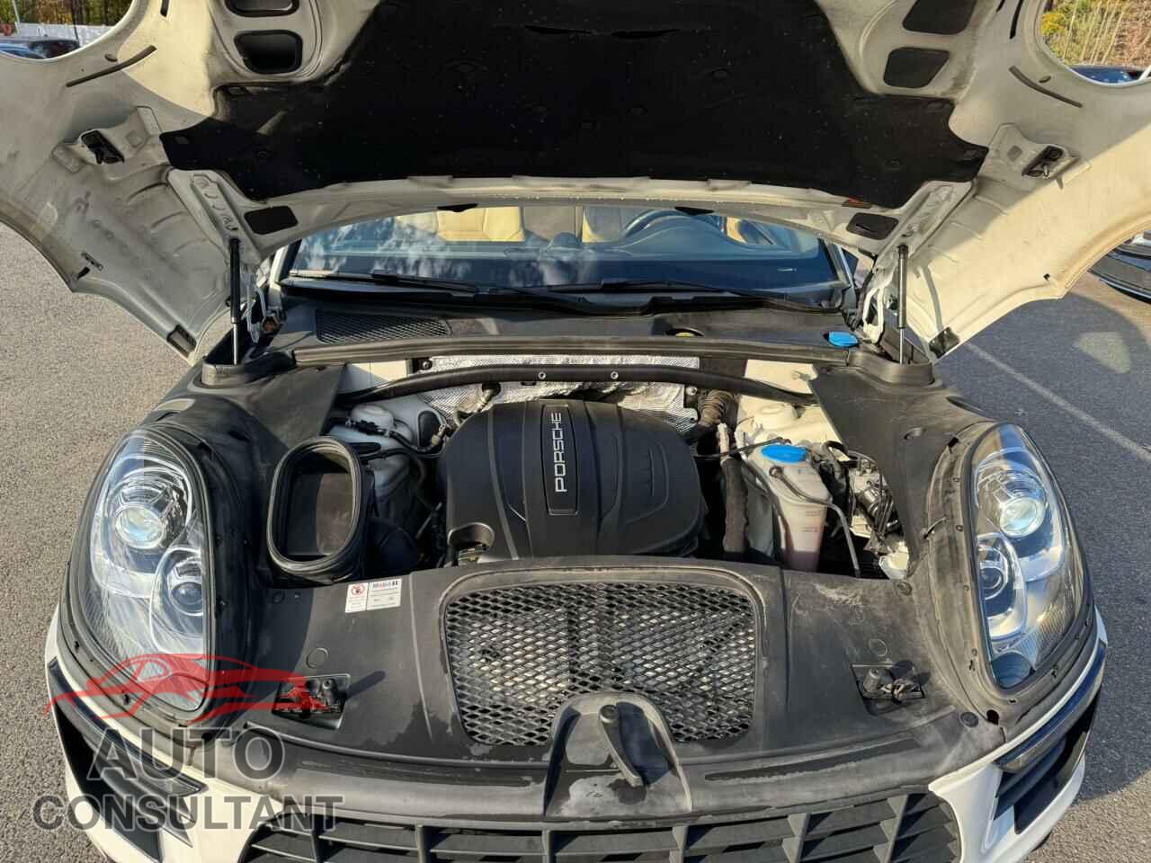 PORSCHE MACAN 2017 - WP1AA2A54HLB83757