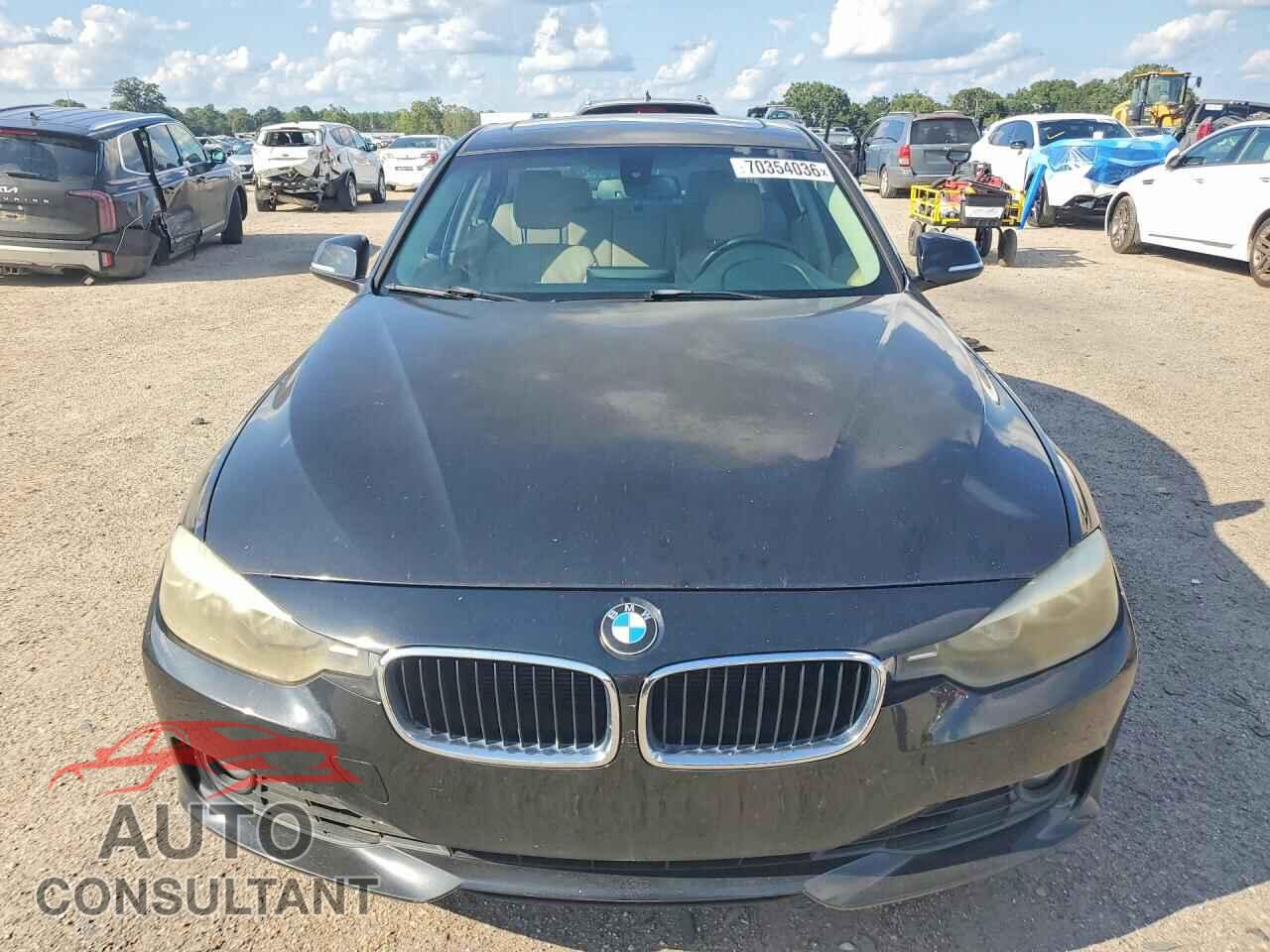 BMW 3 SERIES 2013 - WBA3A5C50DF601794