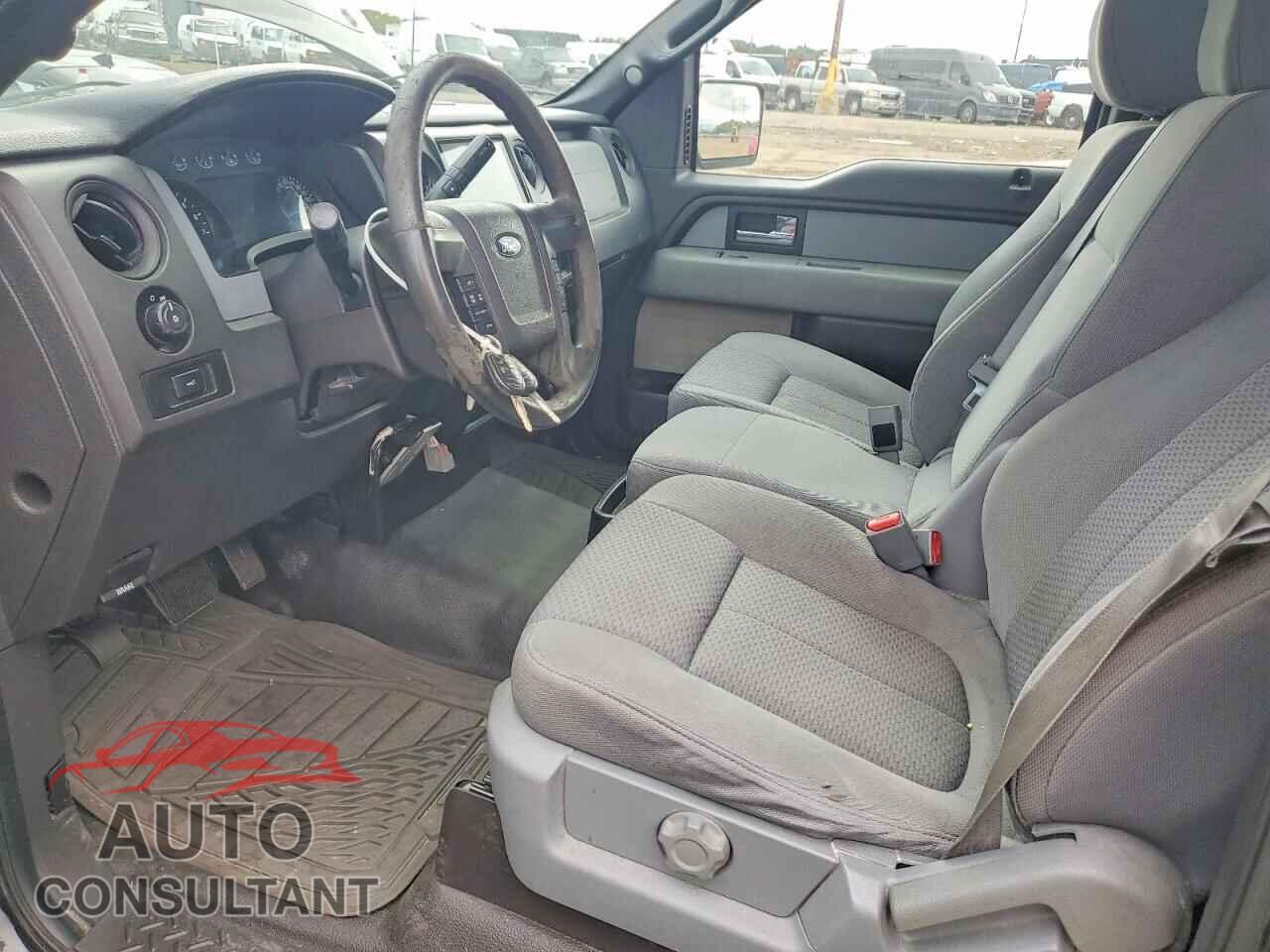 FORD F150 2014 - 1FTNF1EF6EKF18049