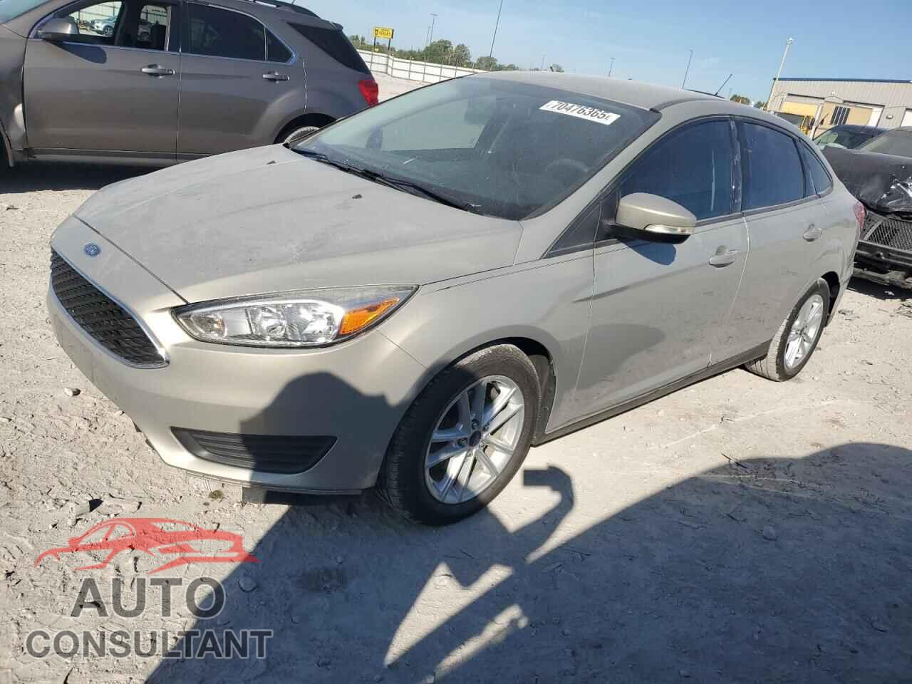 FORD FOCUS 2015 - 1FADP3F28FL240756