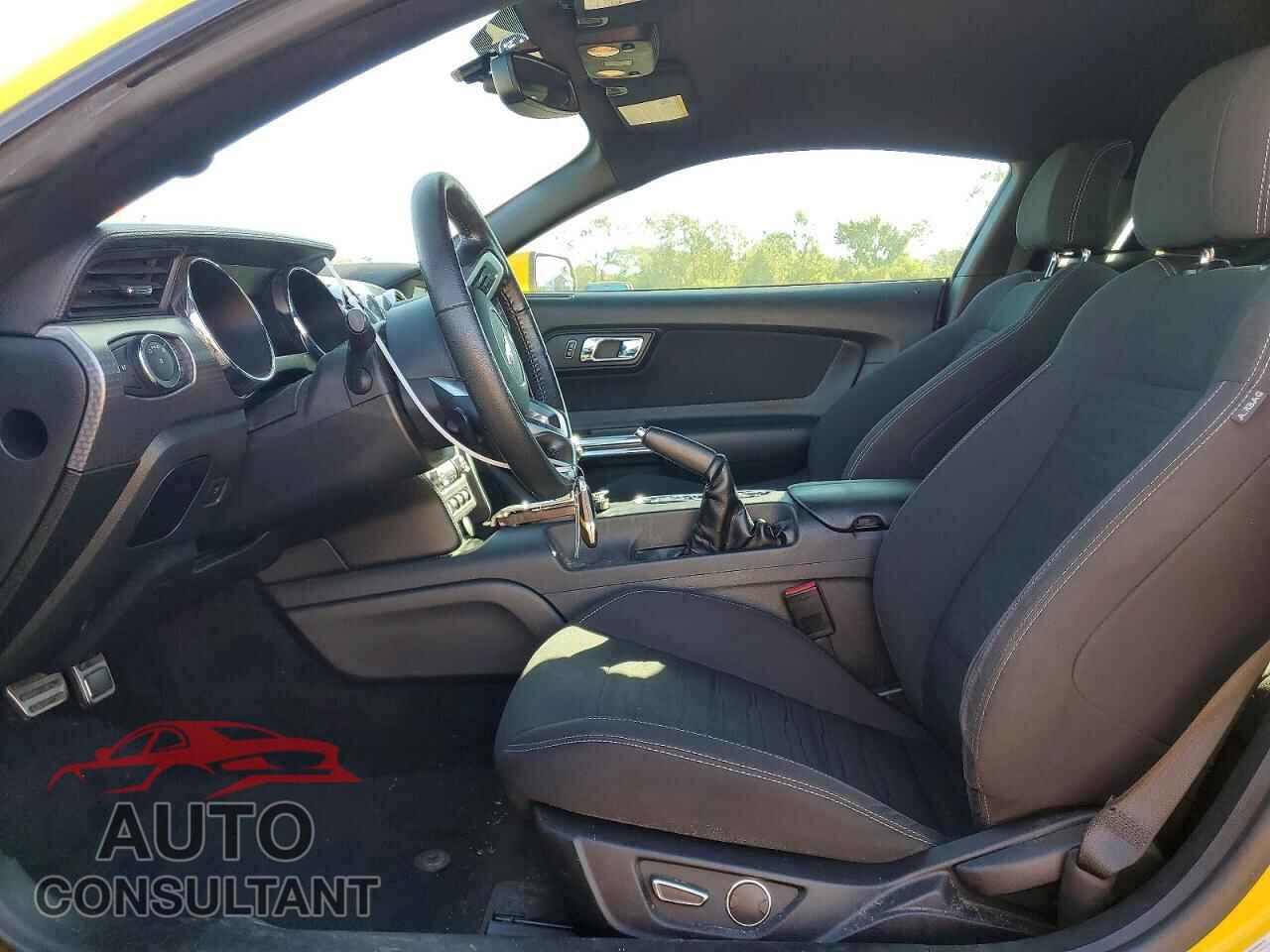 FORD MUSTANG 2017 - 1FA6P8TH1H5303573