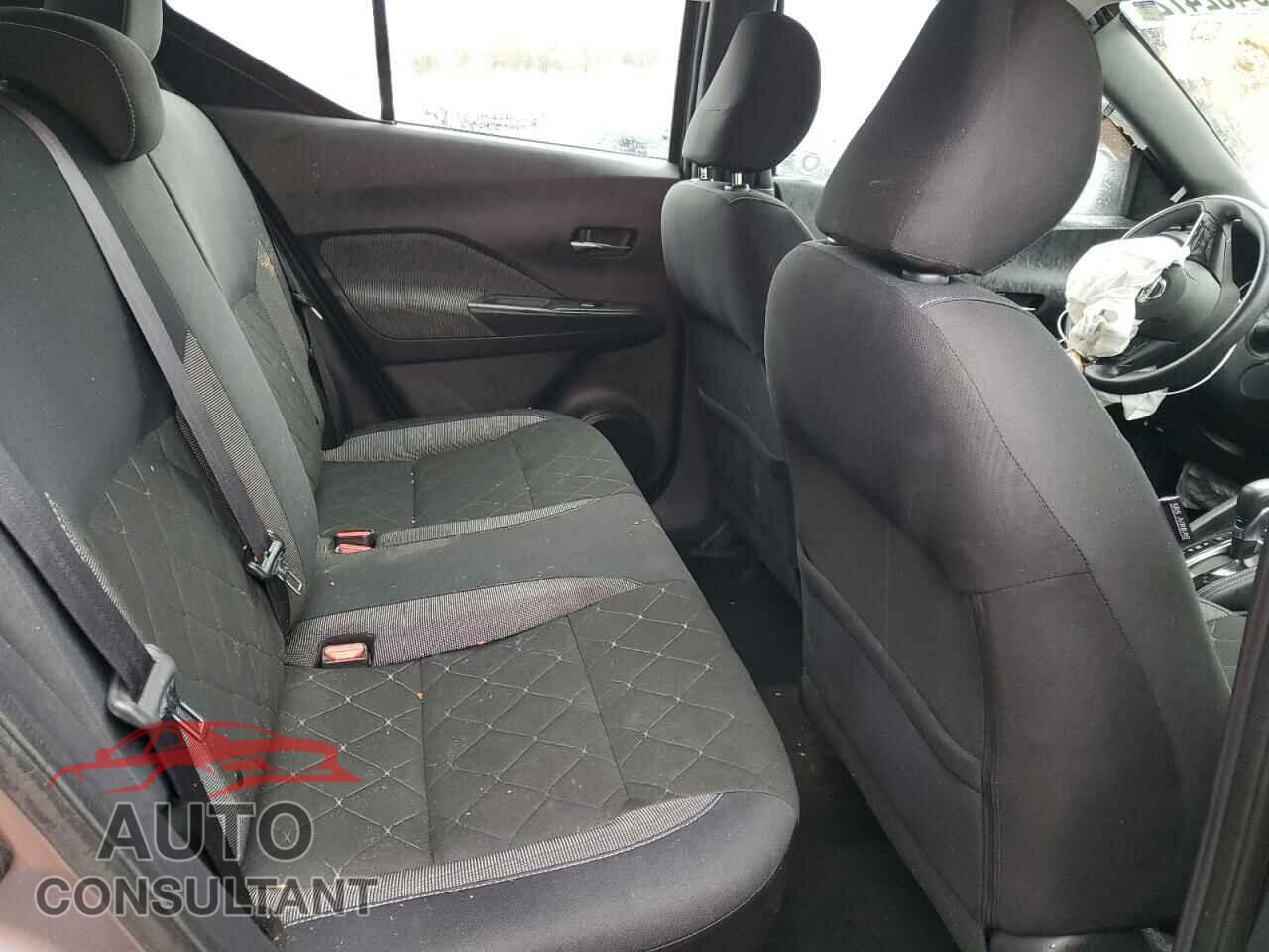 NISSAN KICKS 2019 - 3N1CP5CU3KL511683