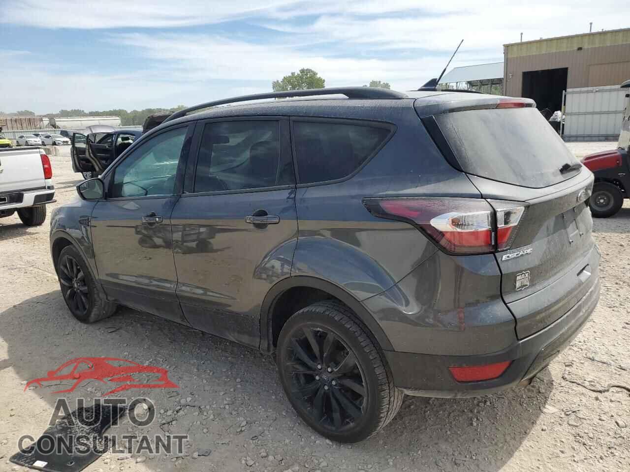 FORD ESCAPE 2018 - 1FMCU9GD6JUD48647