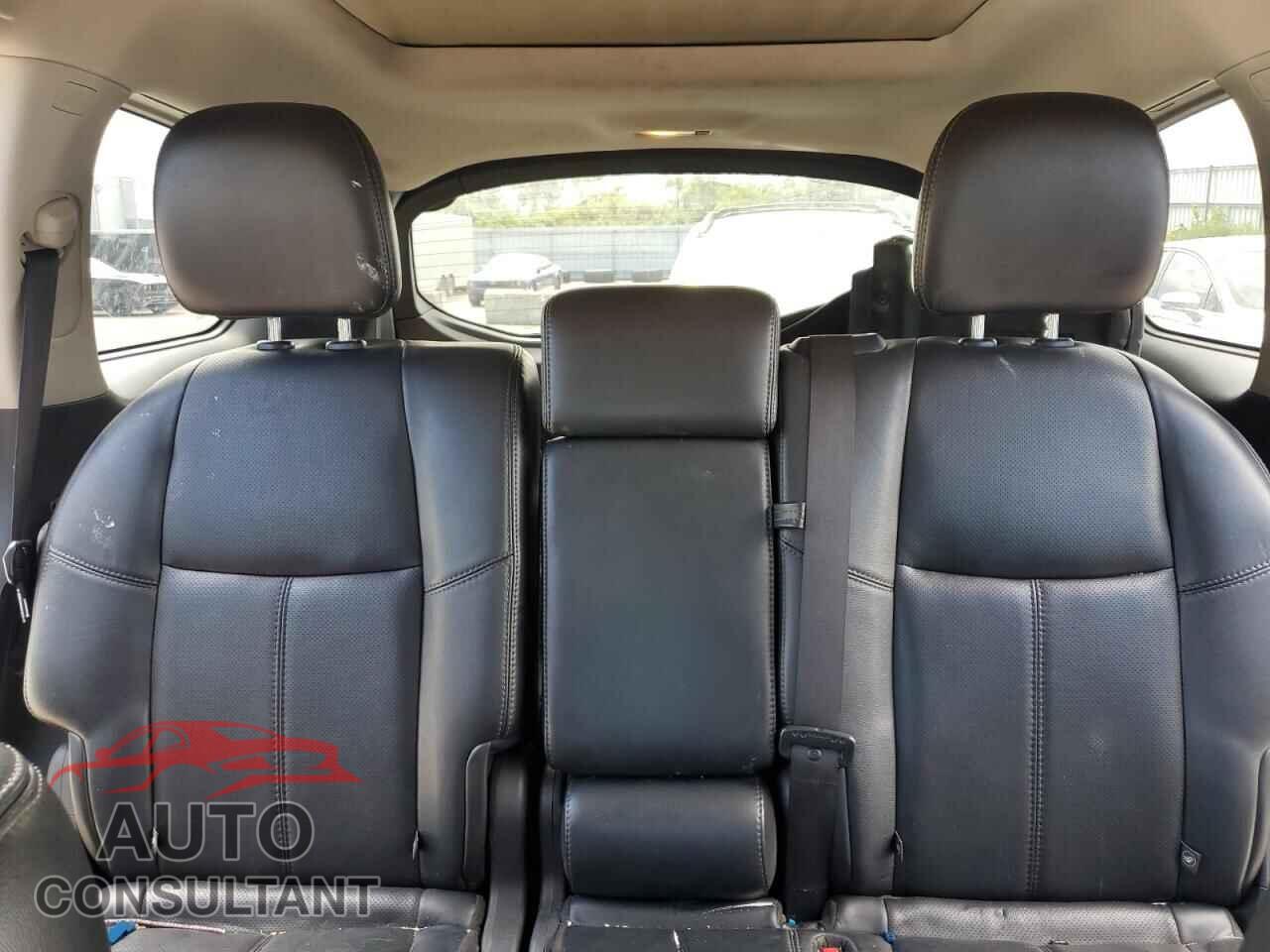 NISSAN PATHFINDER 2014 - 5N1AR2MM0EC674458