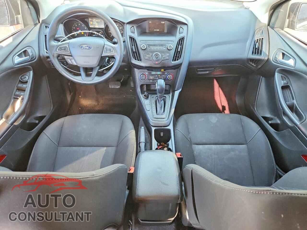 FORD FOCUS 2018 - 1FADP3FE2JL288059