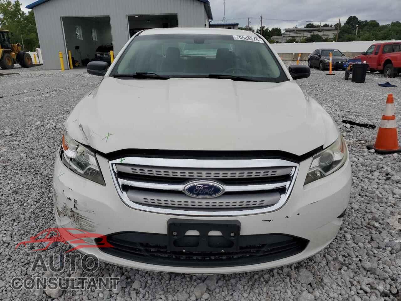FORD TAURUS 2011 - 1FAHP2DW0BG131714