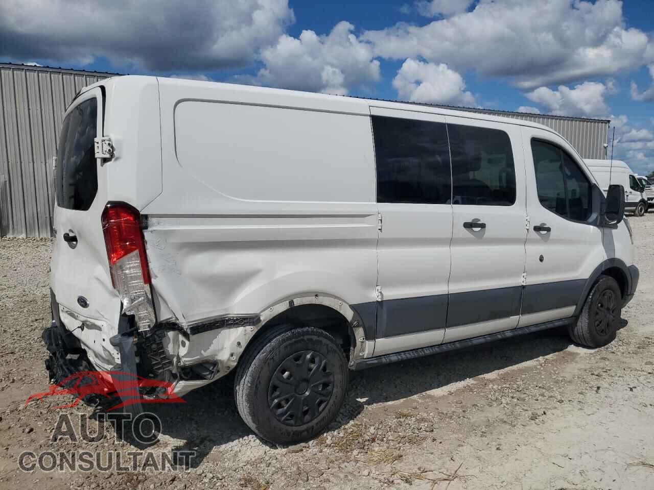 FORD TRANSIT 2015 - 1FTNE1ZG4FKA01419