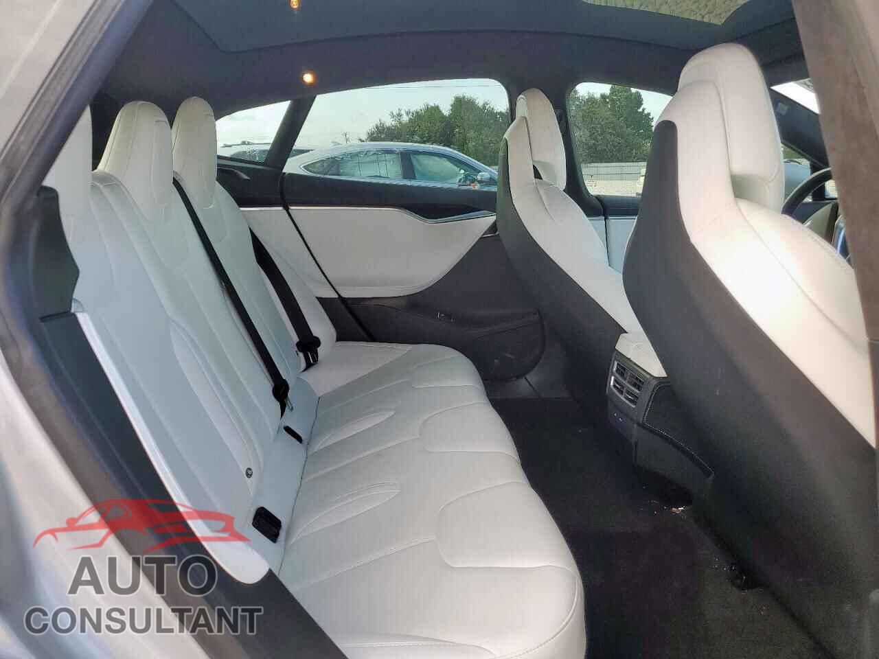 TESLA MODEL S 2017 - 5YJSA1E25HF193295