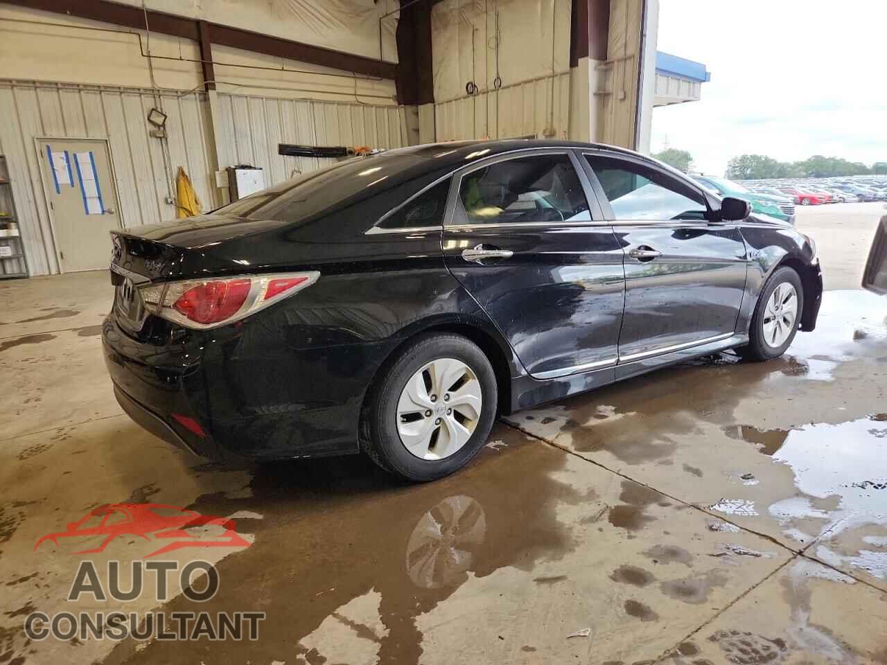 HYUNDAI SONATA 2014 - KMHEC4A41EA113555