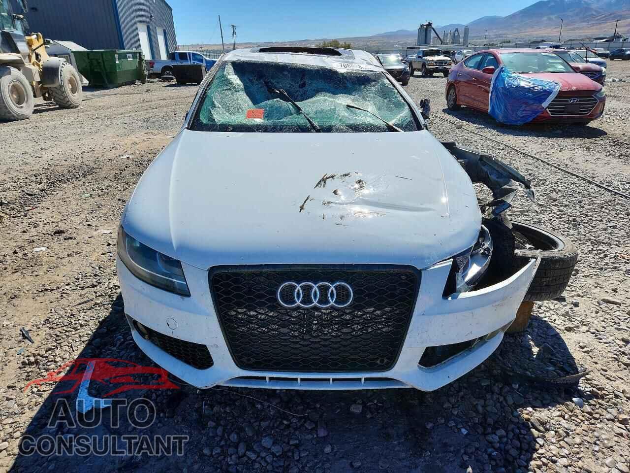 AUDI A4 2012 - WAUBFAFL5CN004287