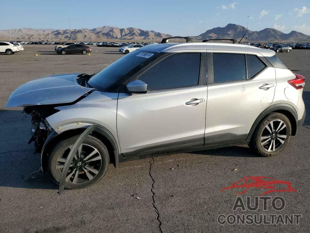 NISSAN KICKS 2018 - 3N1CP5CU3JL520124