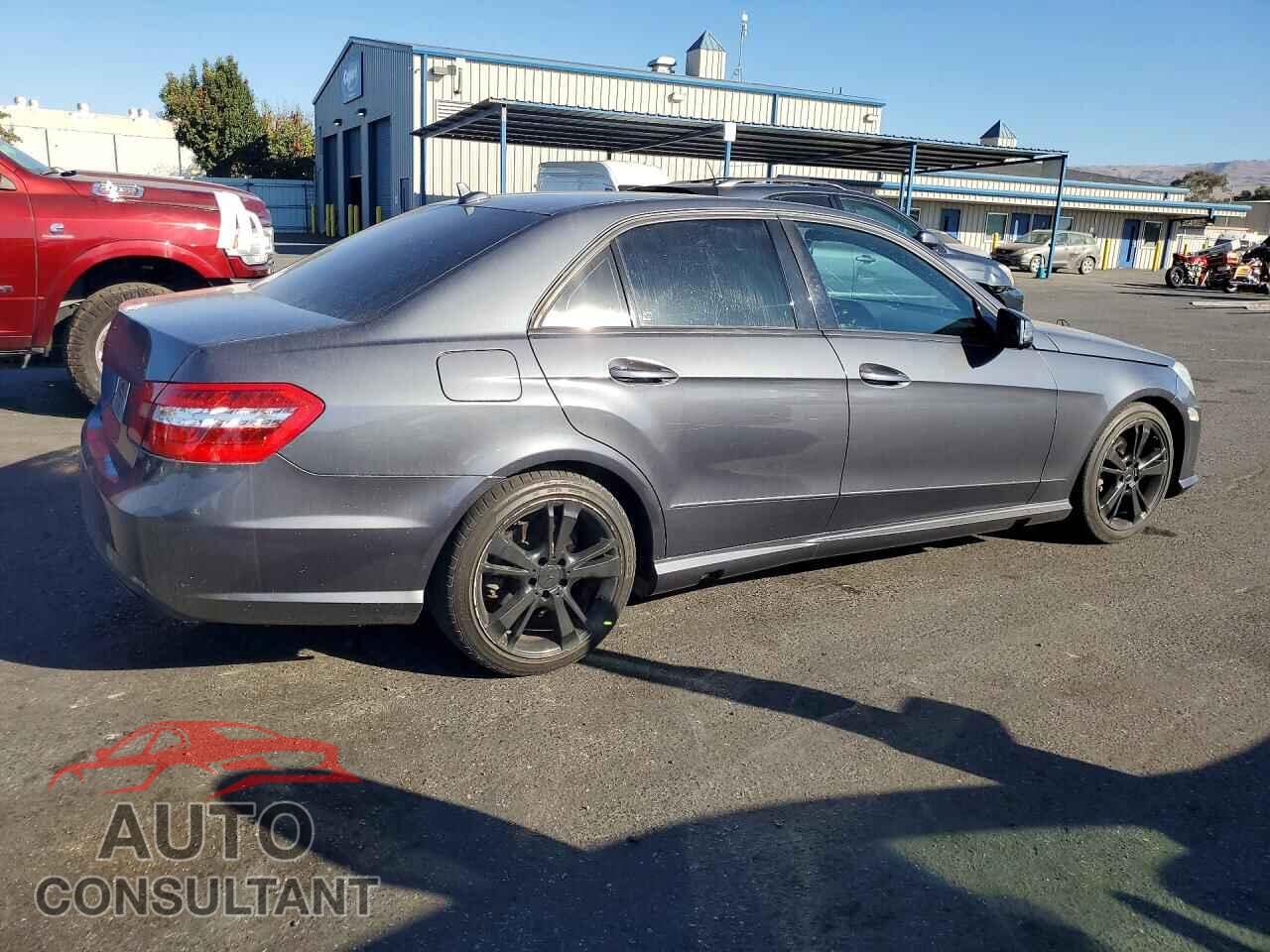 MERCEDES-BENZ E-CLASS 2012 - WDDHF5KB1CA539860