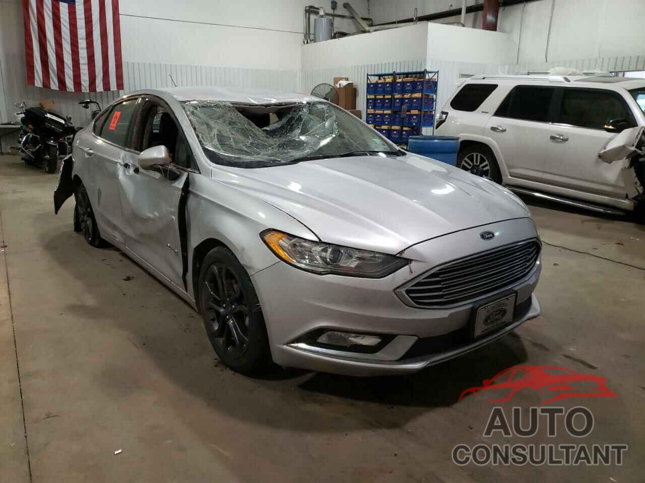 FORD FUSION 2018 - 3FA6P0LU4JR242253