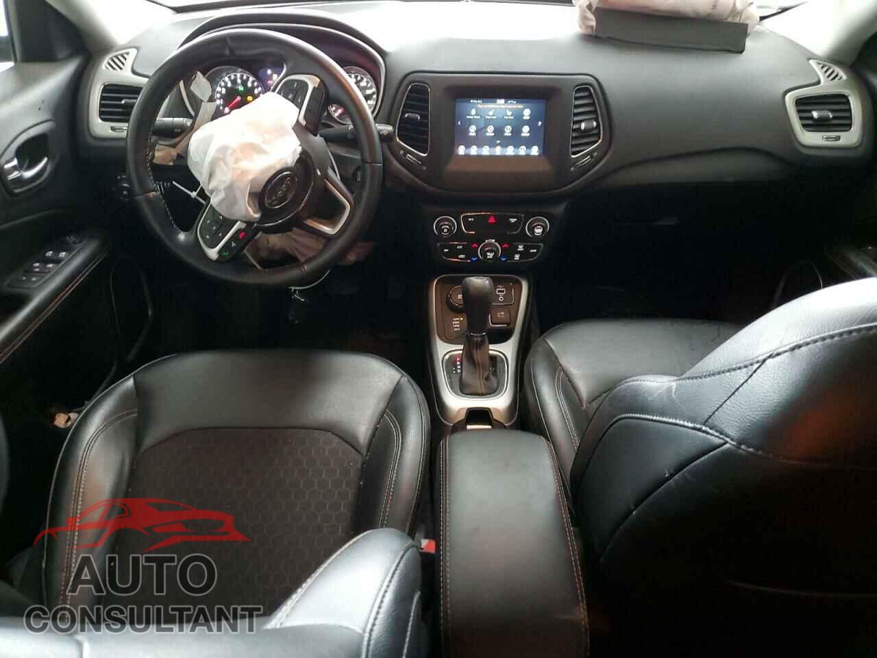 JEEP COMPASS 2021 - 3C4NJDBB9MT543817