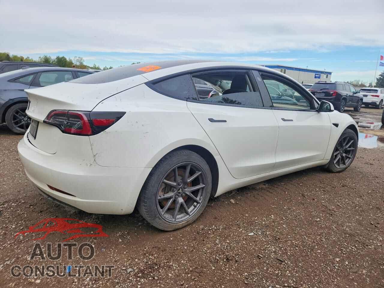 TESLA MODEL 3 2023 - 5YJ3E1EA5PF399912