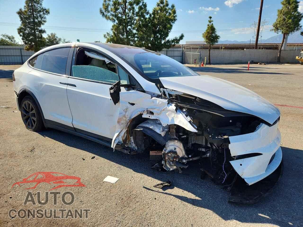 TESLA MODEL X 2022 - 7SAXCBE55NF362021