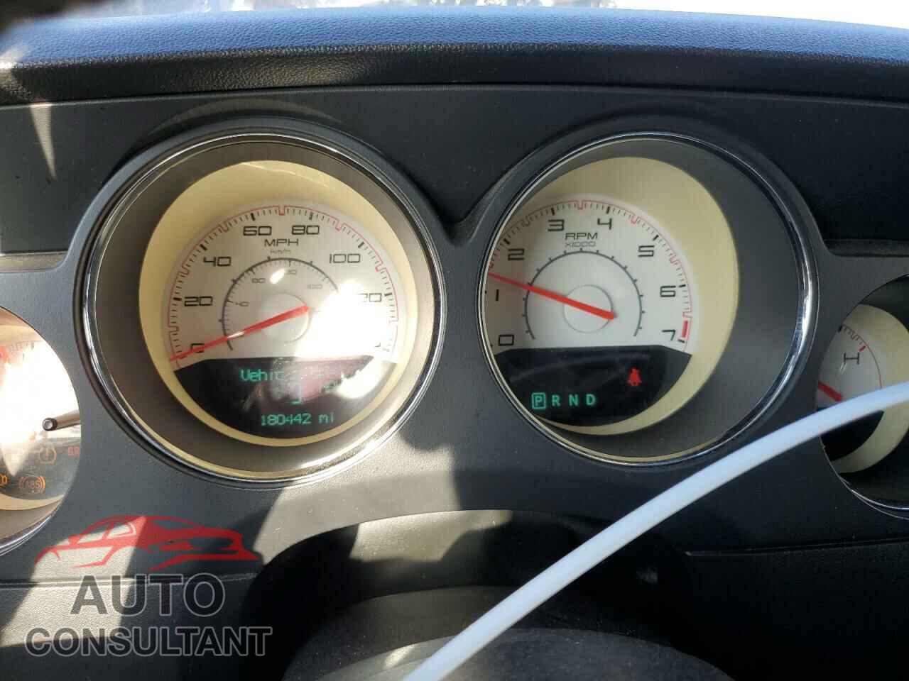 DODGE CHALLENGER 2013 - 2C3CDYAG4DH610808