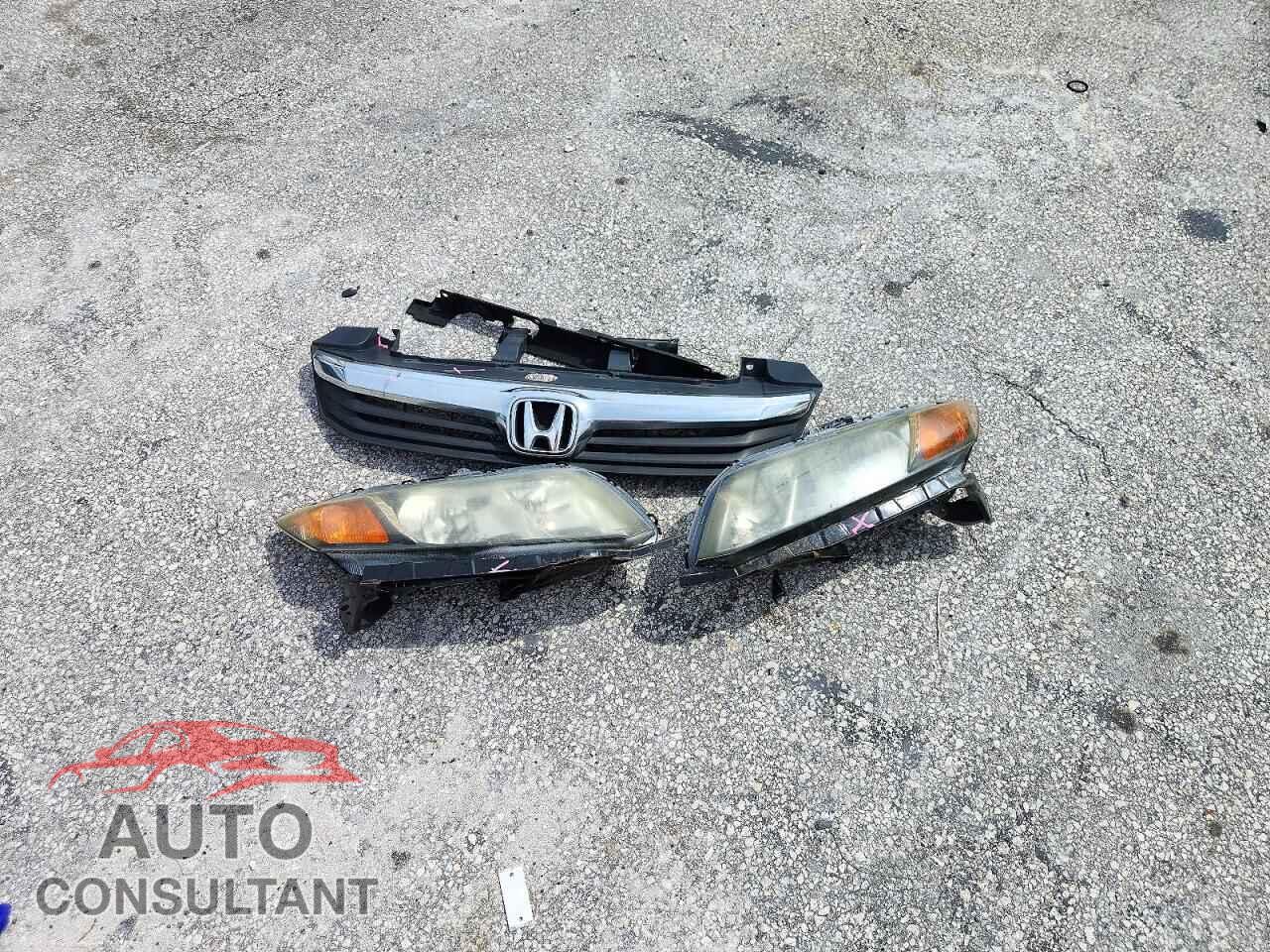 HONDA CIVIC 2012 - 2HGFB2F50CH573601