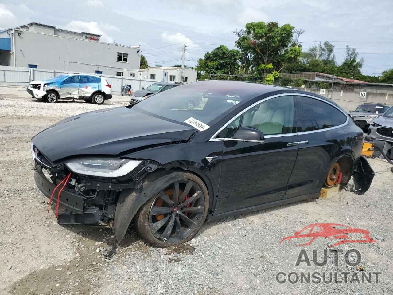 TESLA MODEL X 2021 - 5YJXCAE4XMF324393