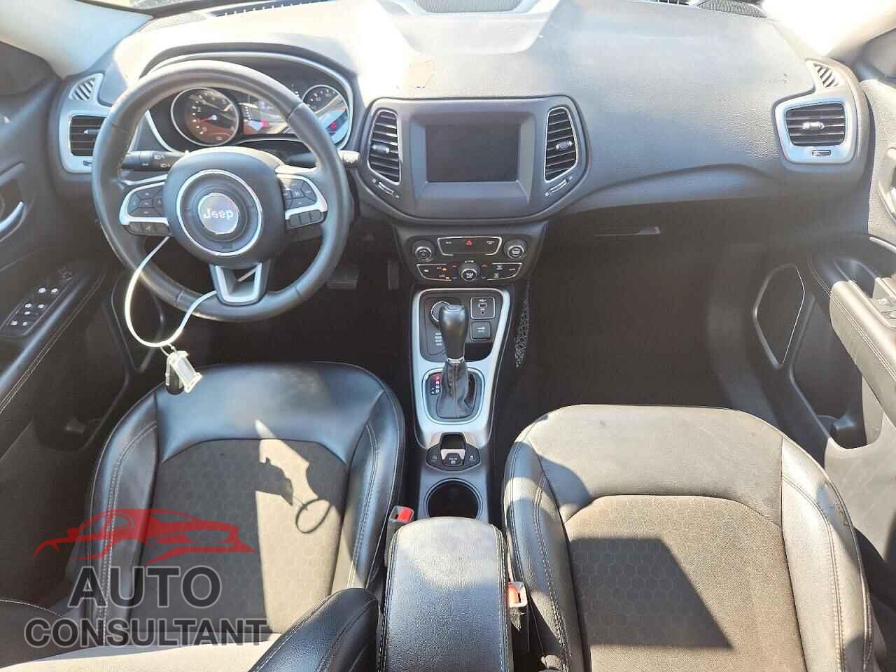 JEEP COMPASS 2021 - 3C4NJDBB4MT566812