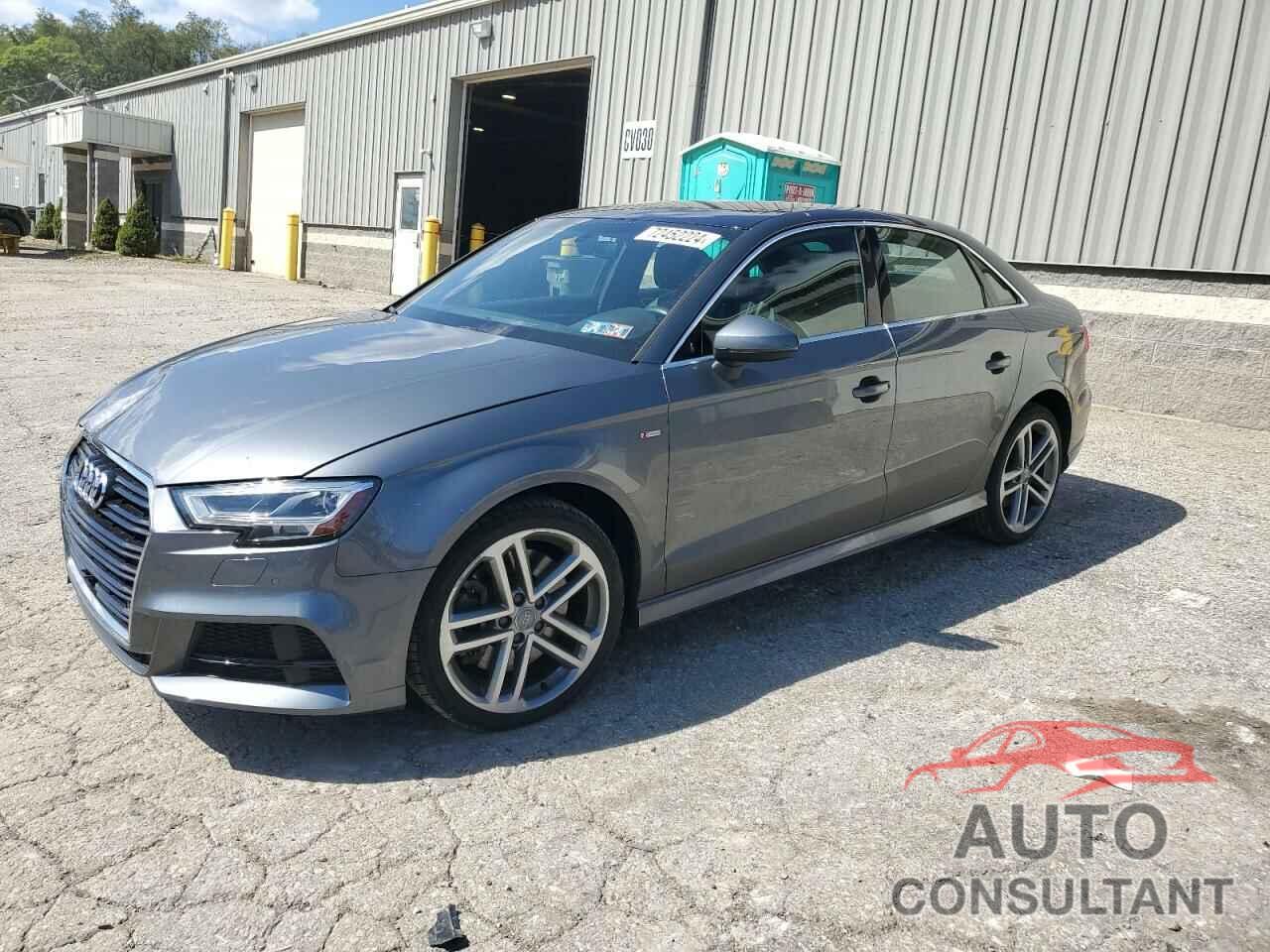 AUDI A3 2019 - WAUJEGFF8KA111819