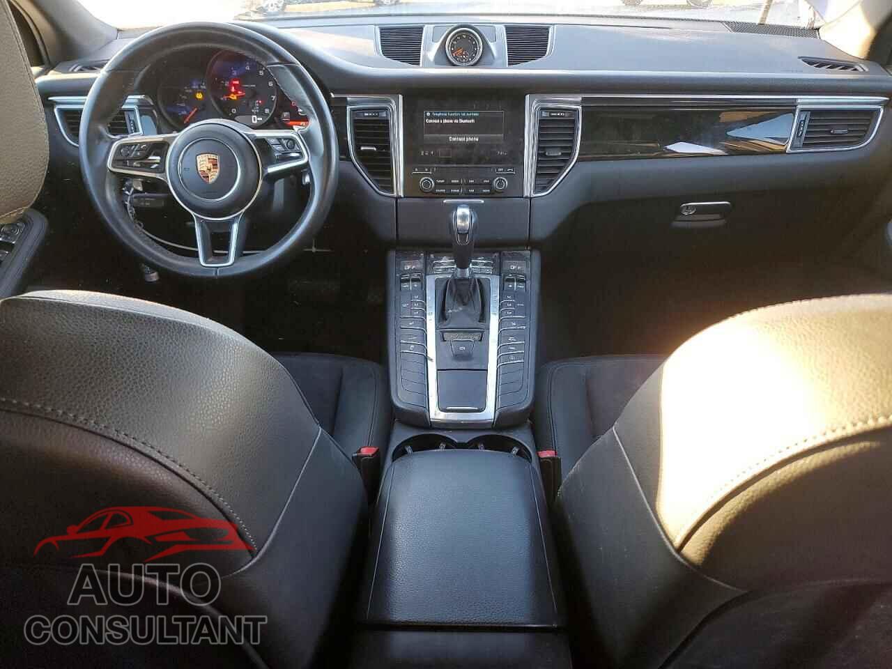 PORSCHE MACAN 2017 - WP1AA2A57HLB05036
