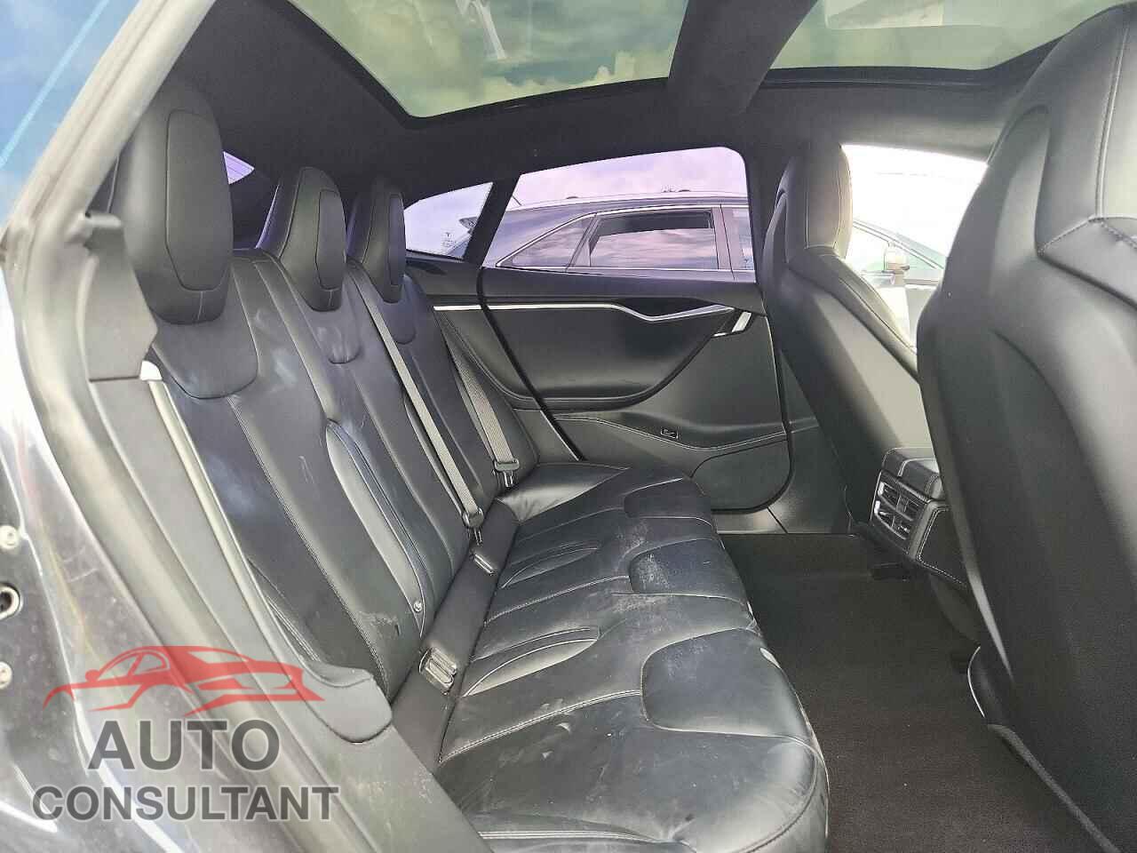 TESLA MODEL S 2014 - 5YJSA1H11EFP59595