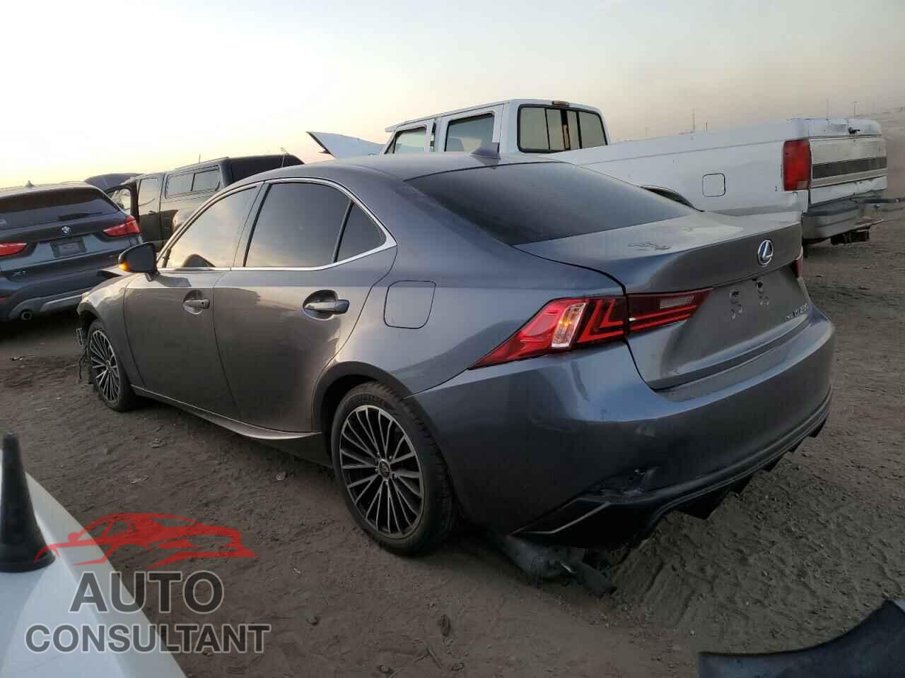 LEXUS IS 2015 - JTHCF1D28F5029382
