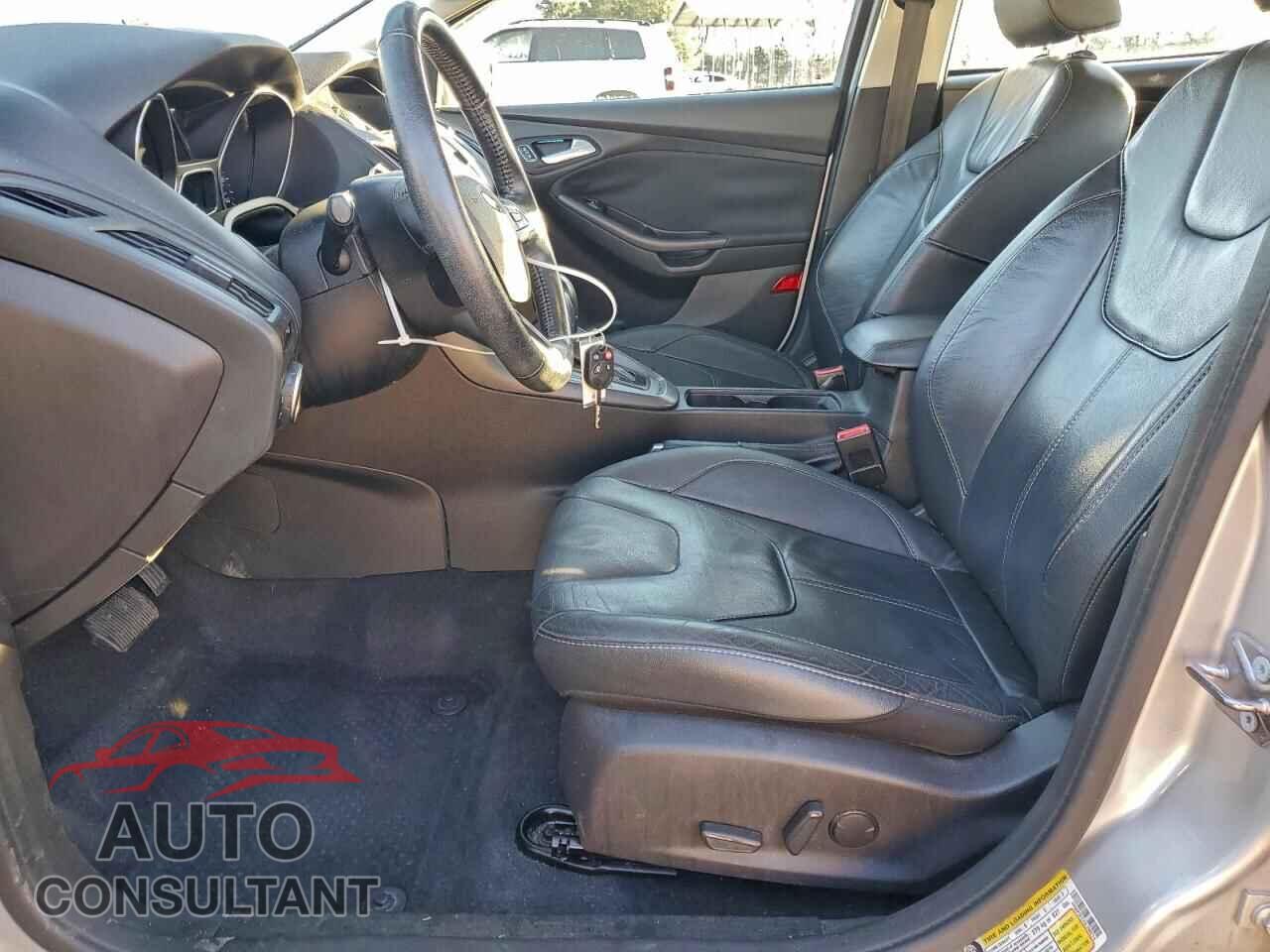 FORD FOCUS 2016 - 1FADP3F27GL298214