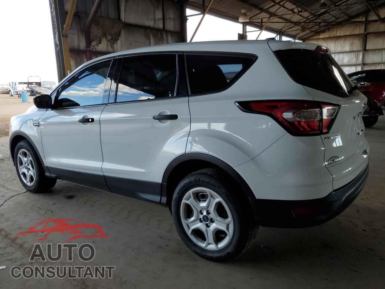 FORD ESCAPE 2017 - 1FMCU0F75HUD12305
