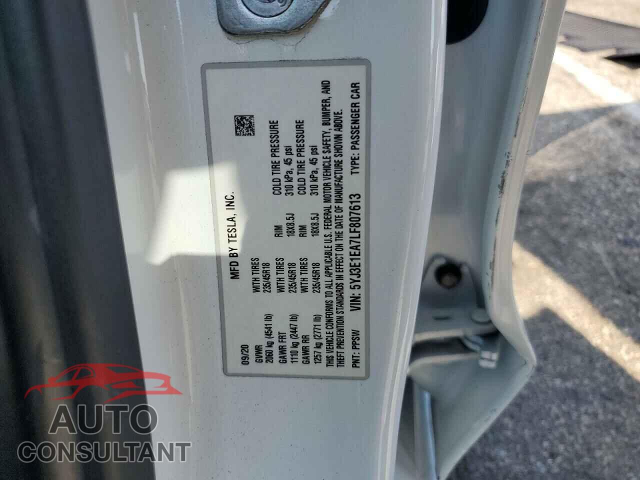 TESLA MODEL 3 2020 - 5YJ3E1EA7LF807613