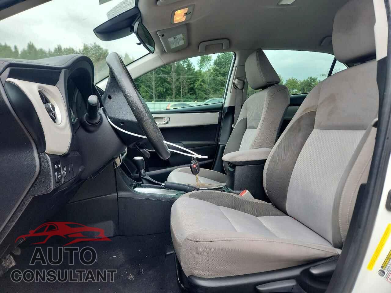 TOYOTA COROLLA 2019 - 5YFBURHE0KP921466