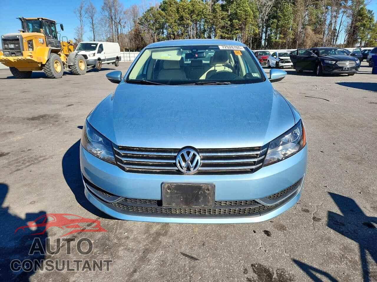 VOLKSWAGEN PASSAT 2012 - 1VWBP7A32CC014441