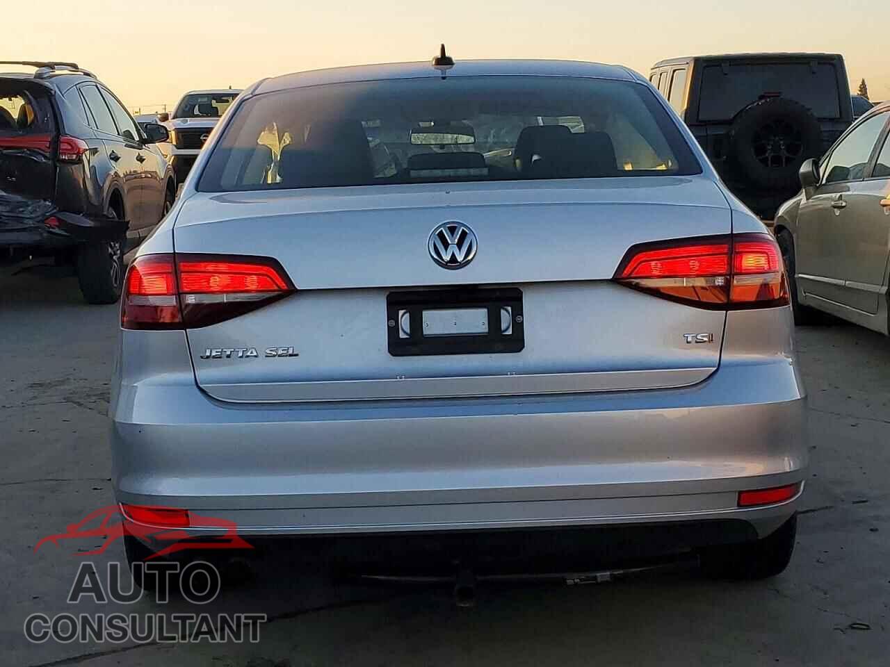 VOLKSWAGEN JETTA 2016 - 3VWL17AJ7GM205393
