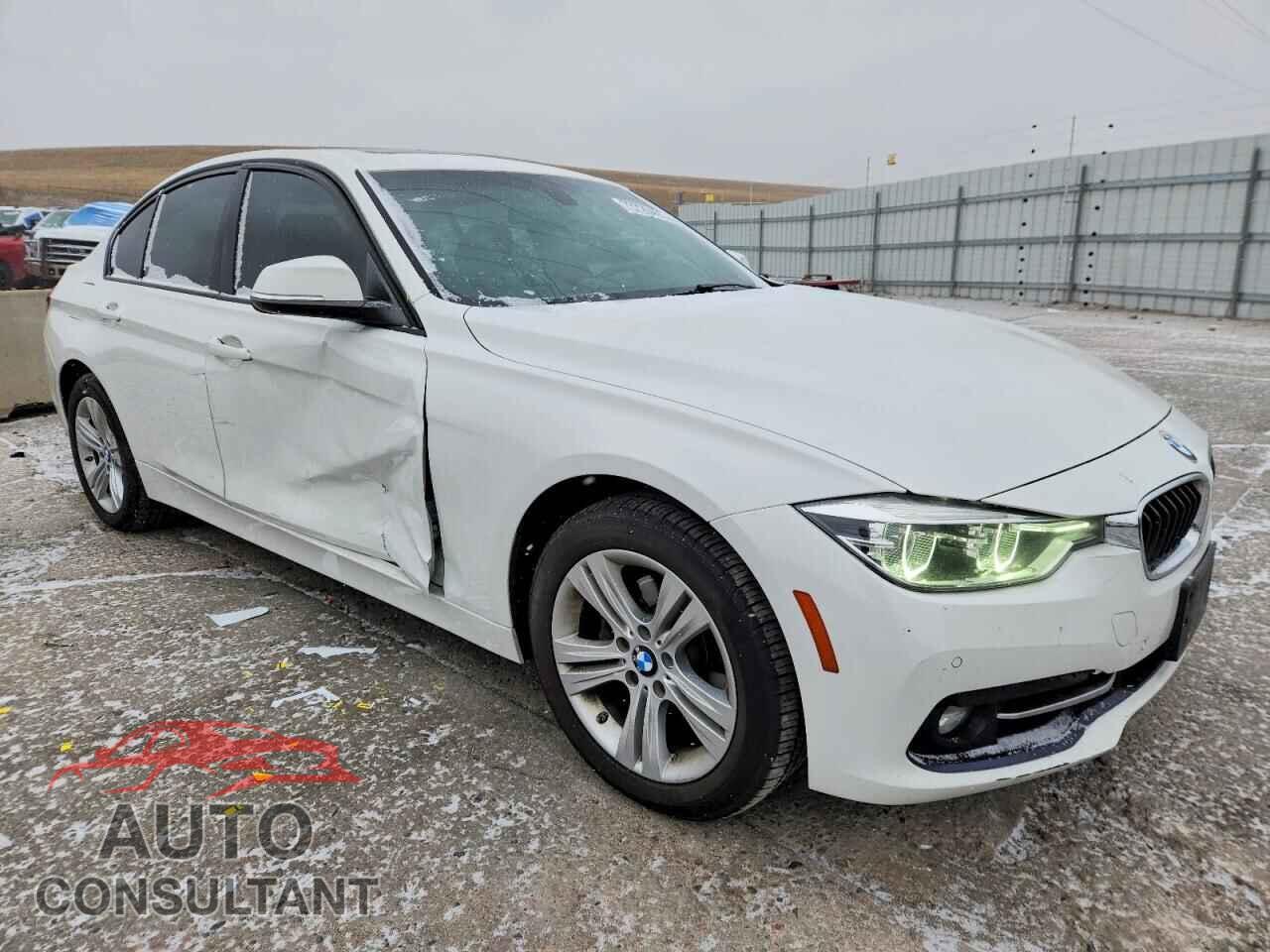 BMW 3 SERIES 2016 - WBA8E3G50GNU38549