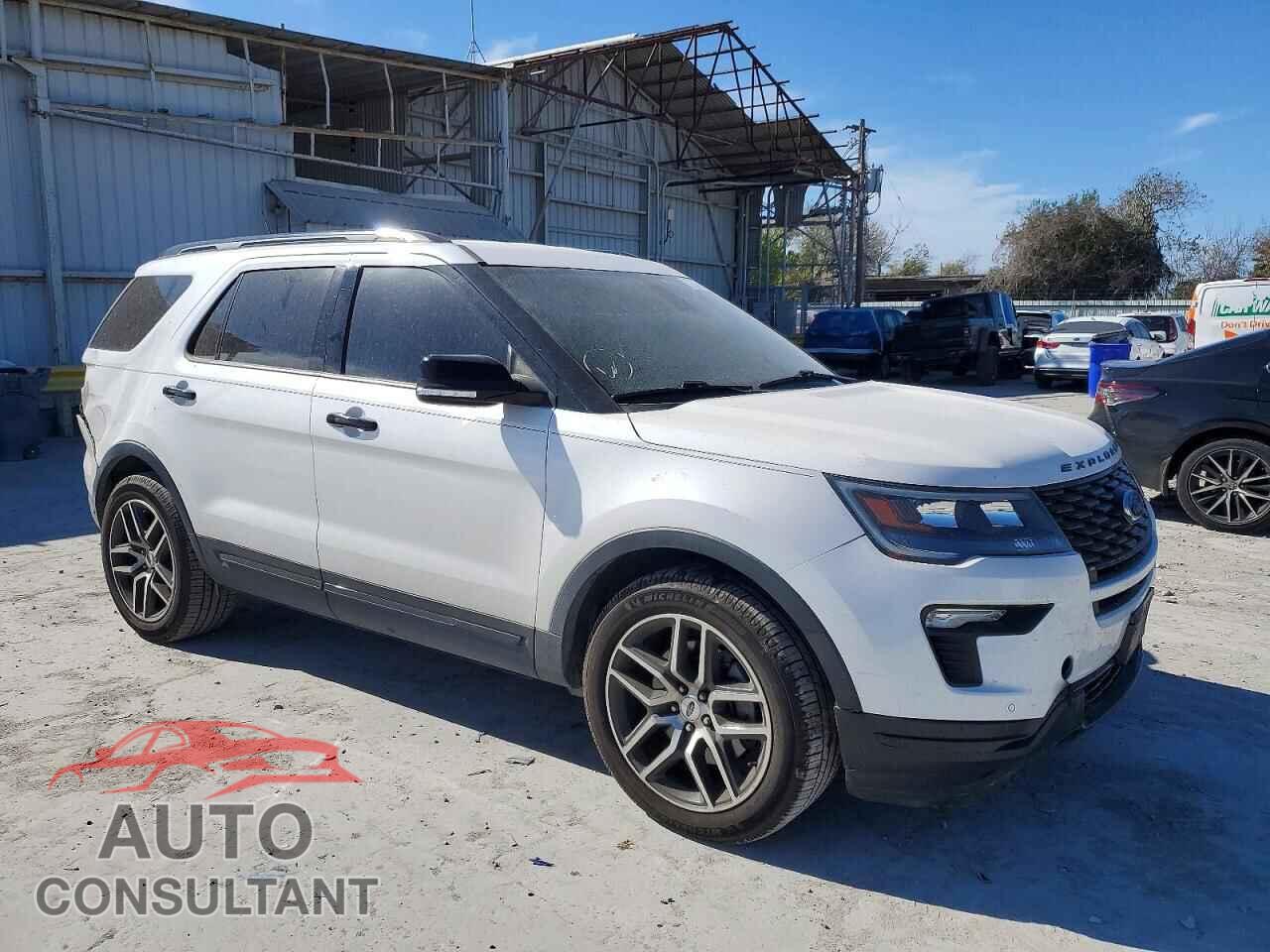 FORD EXPLORER 2018 - 1FM5K8GT5JGB88890