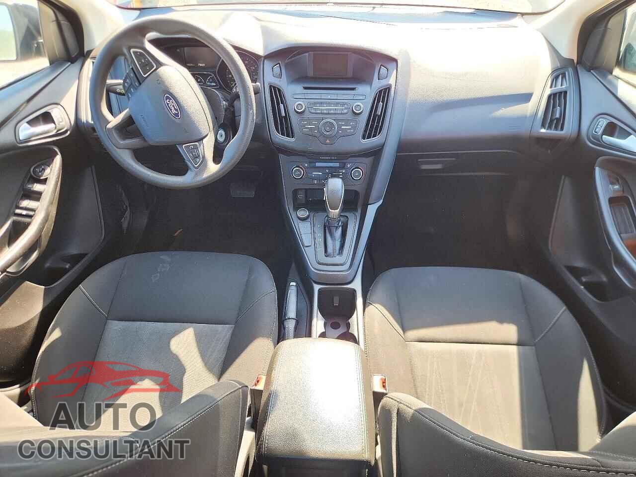 FORD FOCUS 2017 - 1FADP3FEXHL256597